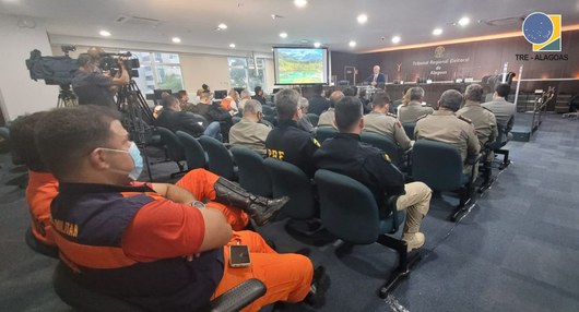 TRE/AL reúne forças policiais para debater segurança das eleições 2022 em Alagoas
