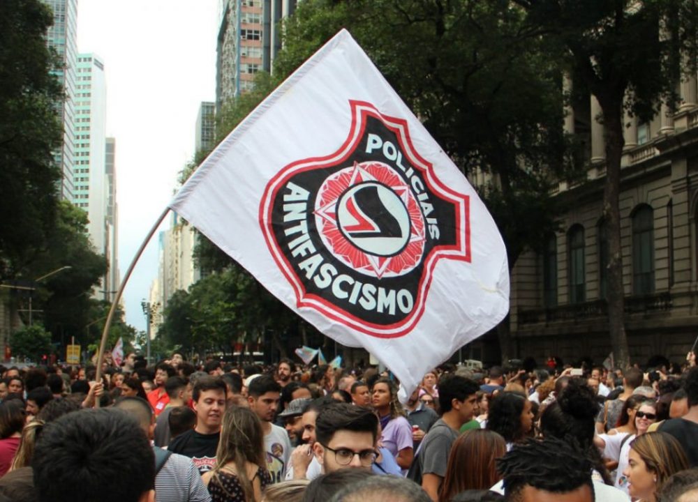 Policiais antifascistas preparam documento, propondo a democratização das atividades policiais, para entregar ao ex-presidente Lula